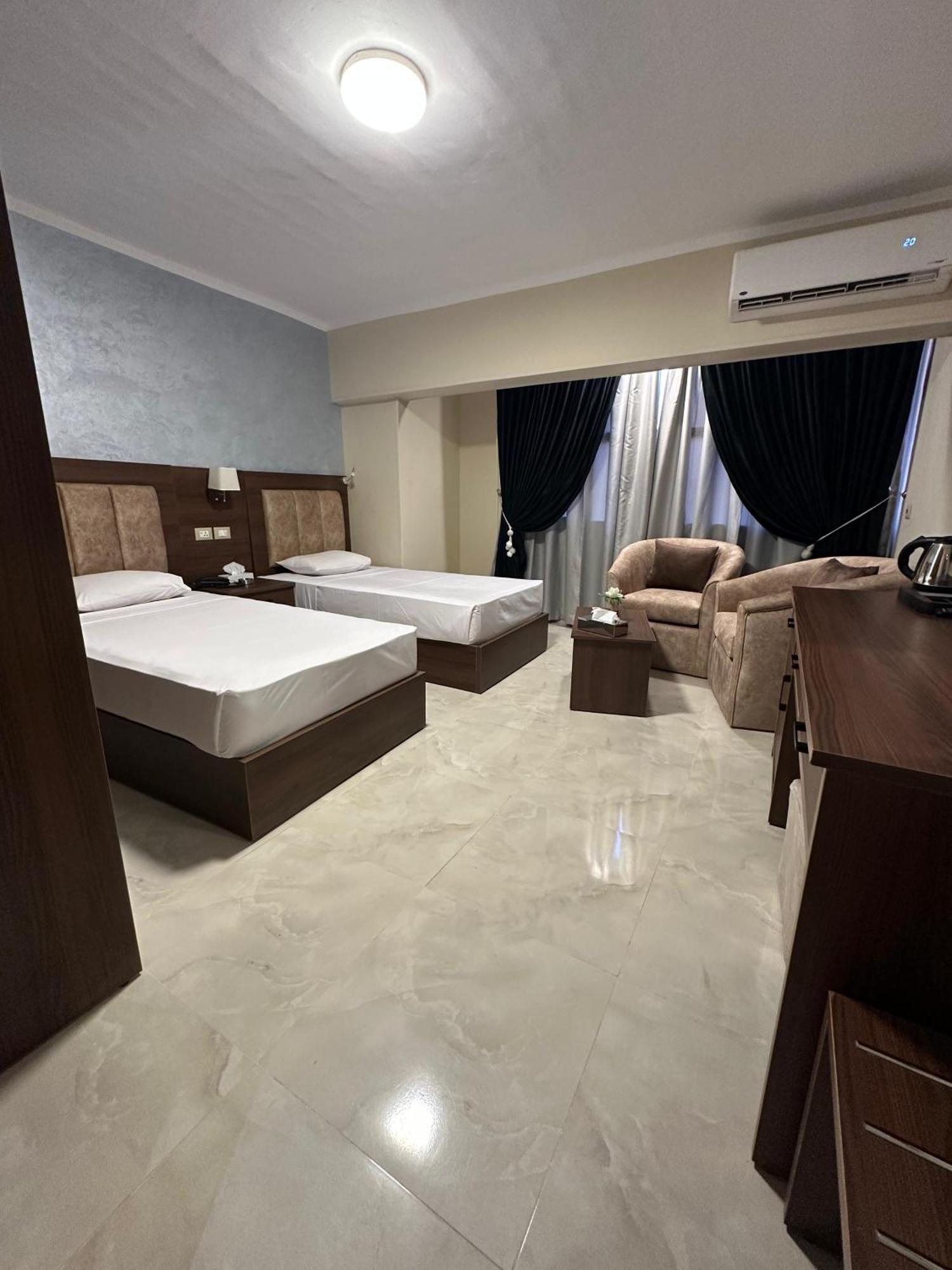 Aura Inn Hotel Cairo Giza 外观 照片