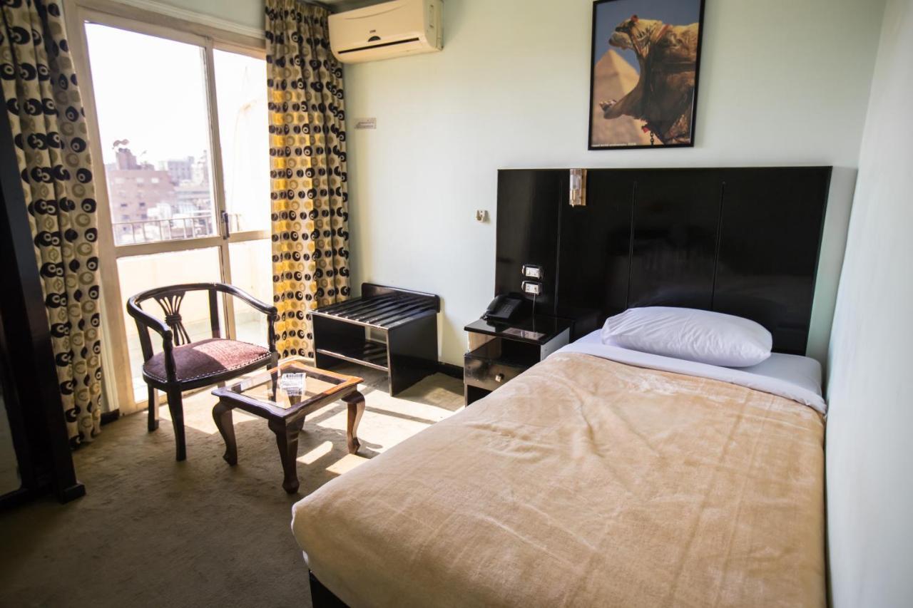 Aura Inn Hotel Cairo Giza 外观 照片